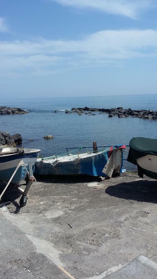 Al Giardino Sant'Anna Apartman Mascali Kültér fotó