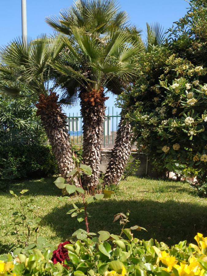 Al Giardino Sant'Anna Apartman Mascali Kültér fotó